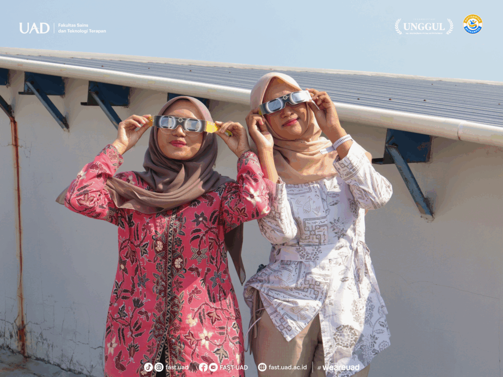 Kunjungan Peserta Seminar Nasional Fisika ke Observatorium UAD