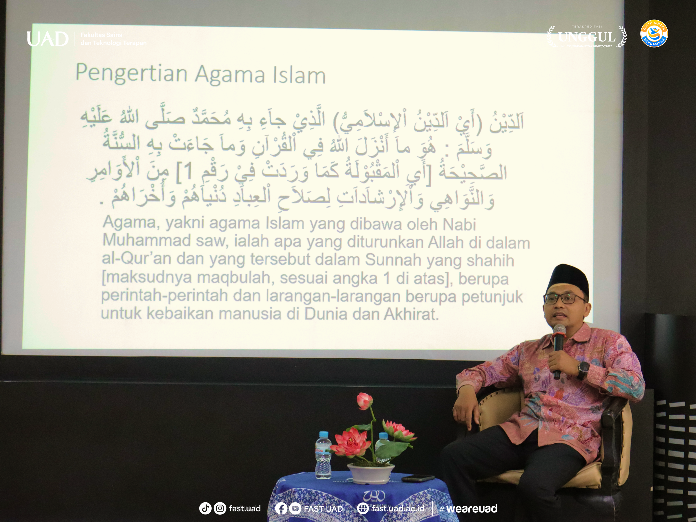 Ust. Rahmadi Wibowo Suwarno menyampaikan materi Pengertian Agama Islam pada FAST Religi Juli 2026 FAST UAD